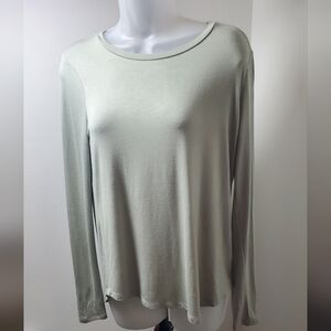 Aeropostale Women's Light Green Long Sleeve